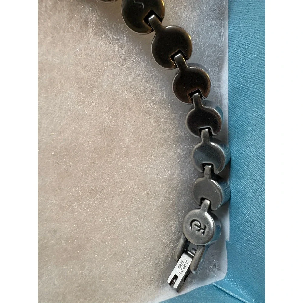 Touchstone Crystal Bracelet Women OS Green Excellent Swarovski Stainless Steel